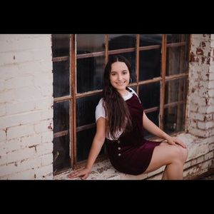 Meet your Posher, Ana